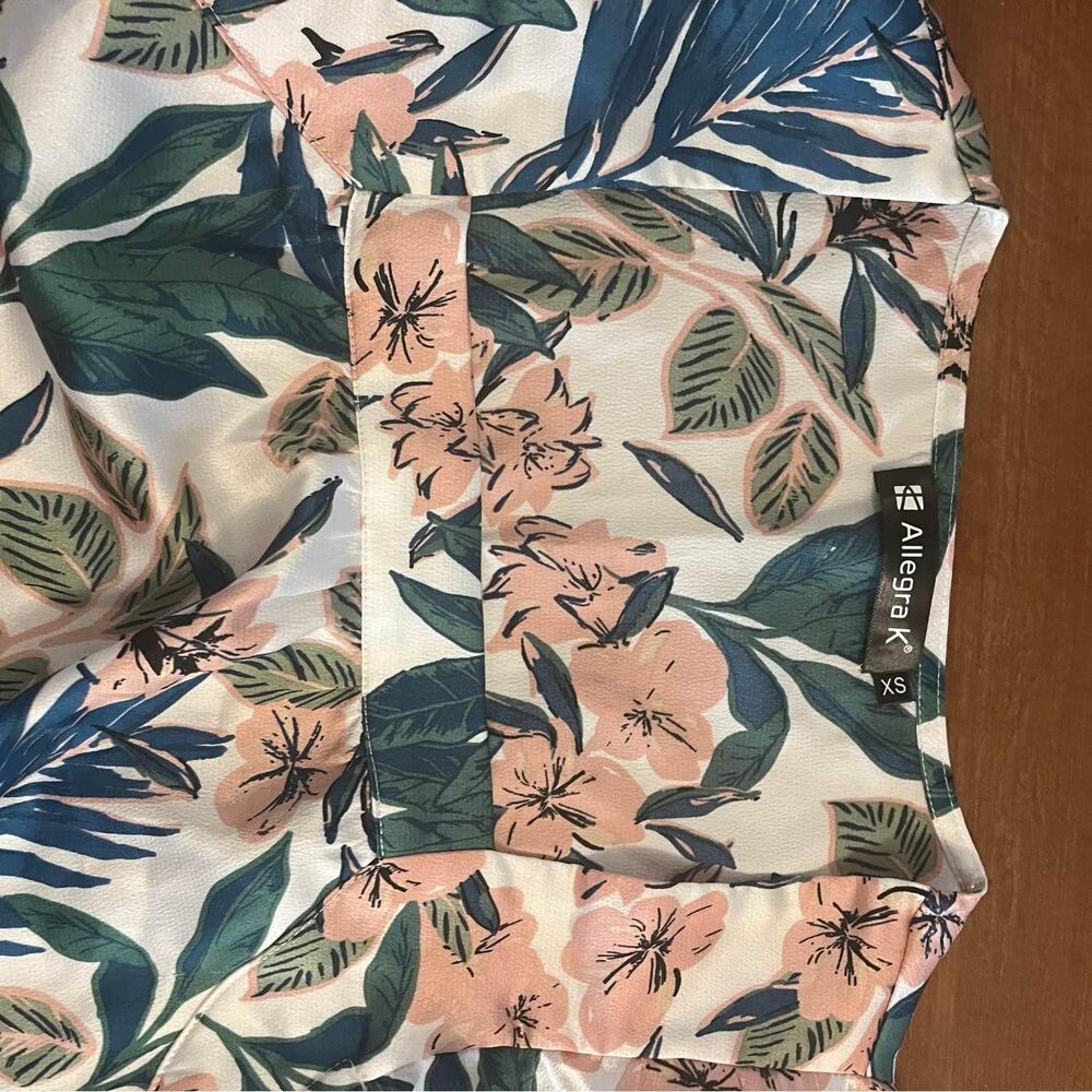 4 extra small blouses - Picture 9 of 9